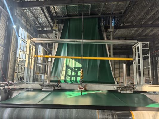 Długotrwałe rozwiązanie Czarny i zielony HDPE Gładka geomembrana doskonała odporność na starzenie się i UV