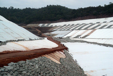 Geonet złożony trójwymiarowy 200 g/m2