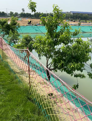 Odporna na korozję mata cementowa do przemysłowych kanałów odwadniających - wykładzina o szerokości 4m, wytrzymała