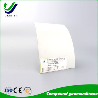 Kompozytowe Wykładziny Geomembranowe  Zaawansowane Wielowarstwowe Systemy Barierowe dla Najwyższego Bezpieczeństwa Uszczelnienia
Niezrównane Zapobieganie Wyciekom Dzięki Zintegrowanej Technologii Geosyntetycznej