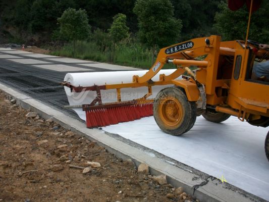 Rozwiązanie dla erozji gleby i niestabilności zbocza - Geotekstil PET o wysokiej przepuszczalności do kontroli erozji i stabilizacji zbocza